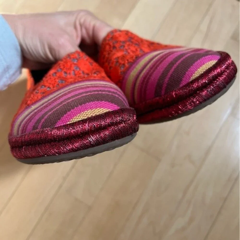GEOX Respira Stripe and Laser Cut Espadrilles 10